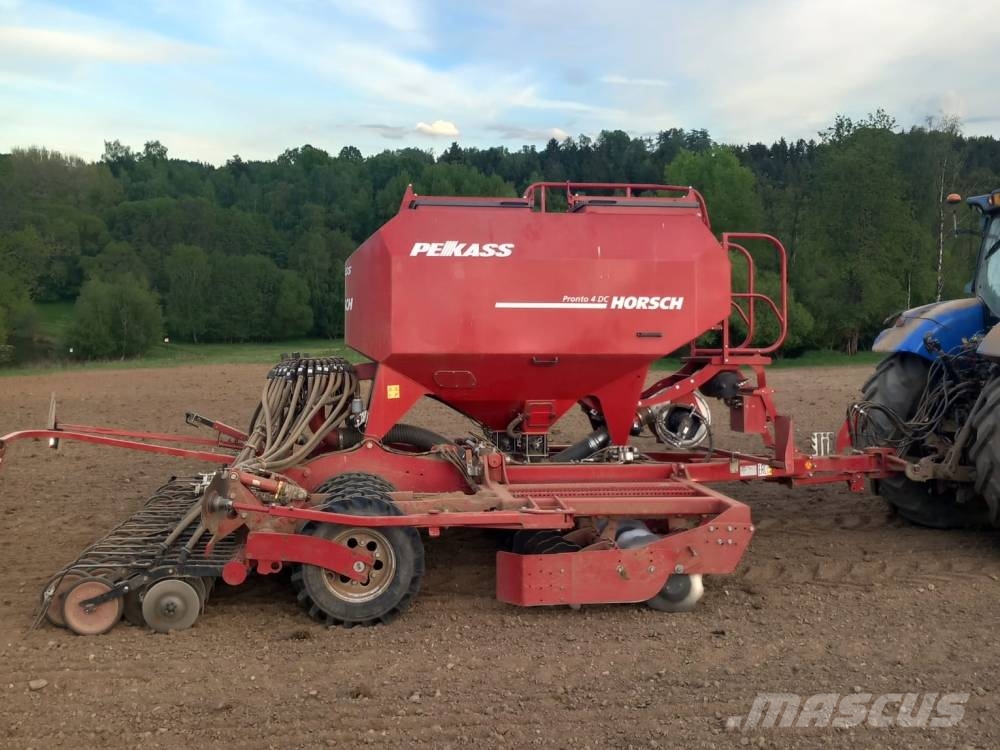 Horsch Pronto 4 DC G&F Kombinované secí stroje