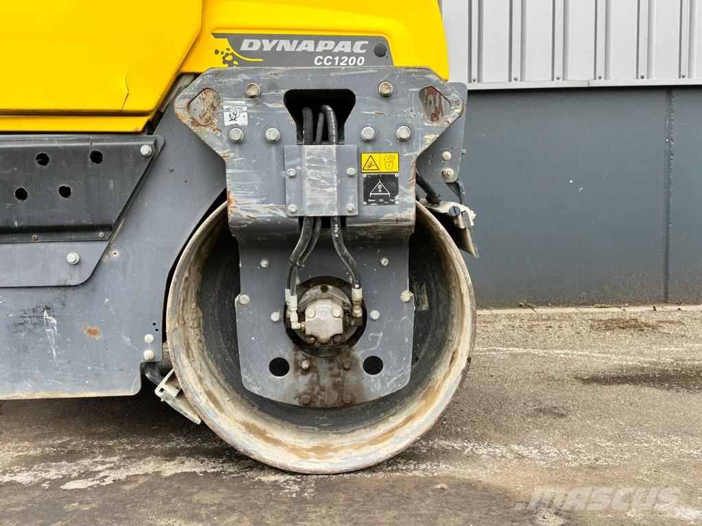 Dynapac CC1200 Котки тротуарні