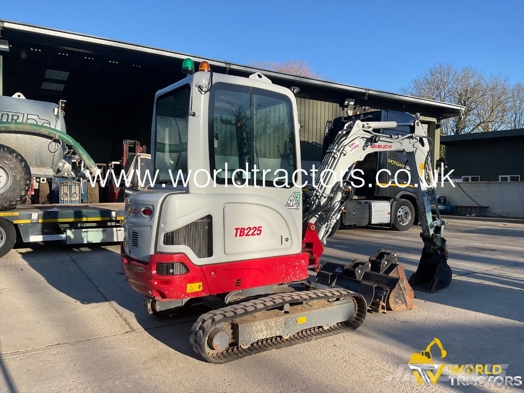 Takeuchi TB 225 Minigravere <7t
