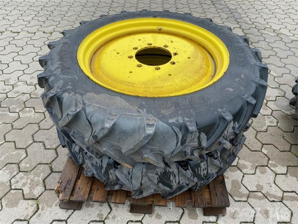Alliance PFLEGERÄDER JOHN DEERE Gumiabroncsok, kerekek és felnik