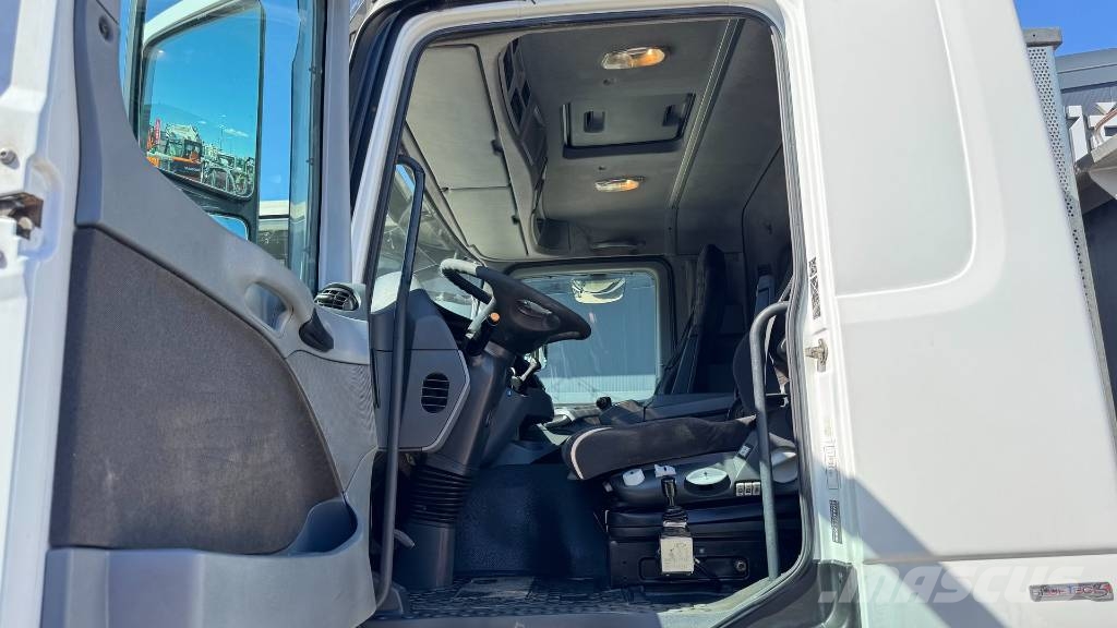 Mercedes-Benz ACTROS 3241 8x4 3 sided tipper - EPS - retarder Camiones bañeras basculantes o volquetes