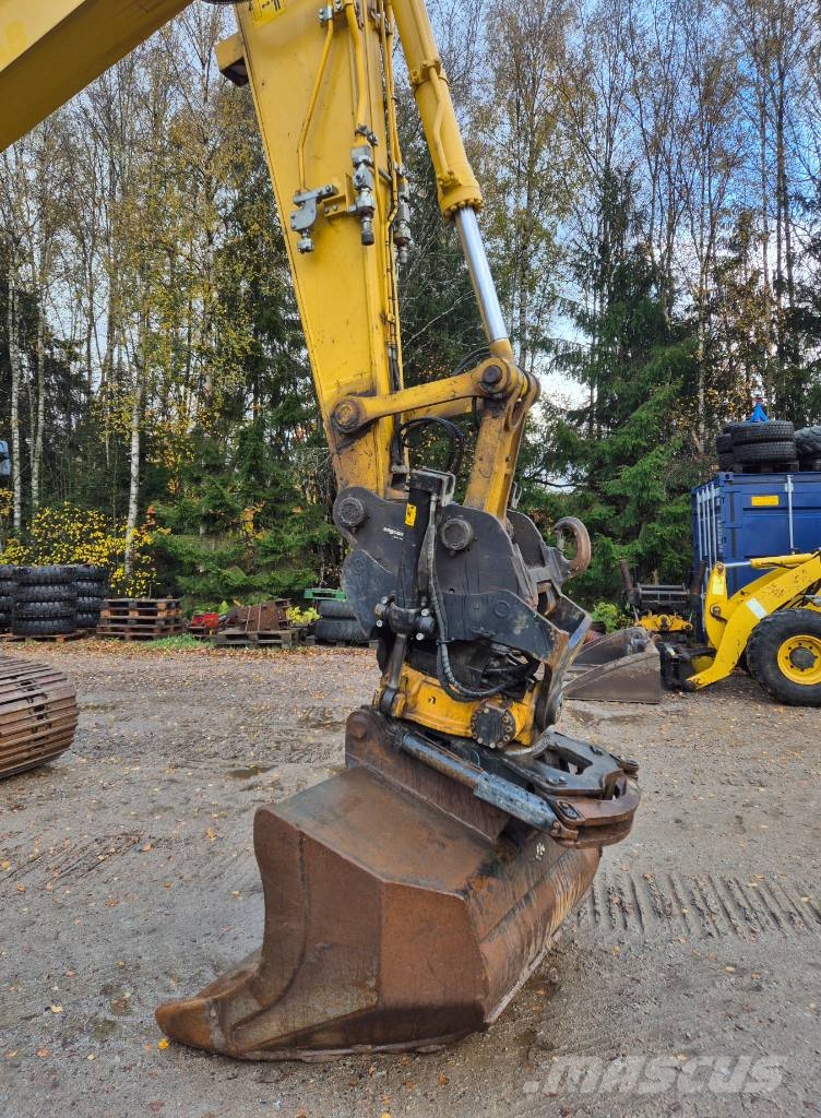 Komatsu HB 215 LC-2 Escavatori cingolati