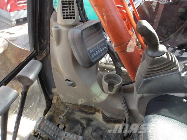 Hitachi ZX225 Bagri goseničarji