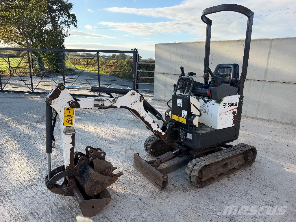 Bobcat E 10z Mini pelle < 7t