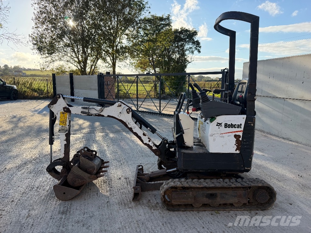 Bobcat E 10z Mini pelle < 7t