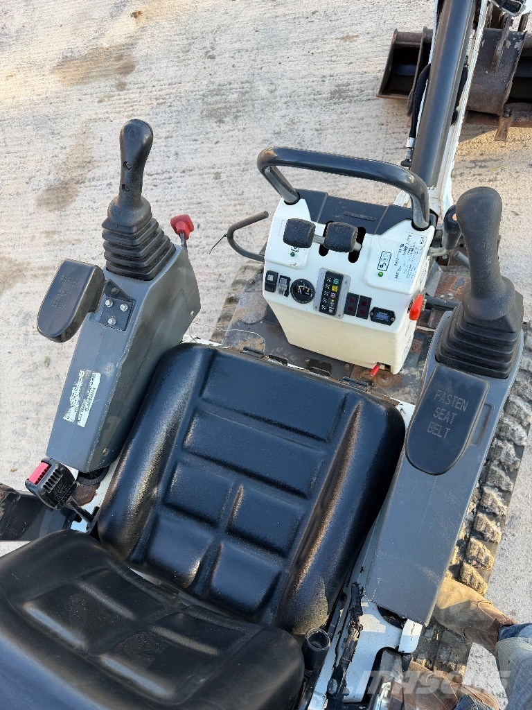 Bobcat E 10z Mini pelle < 7t
