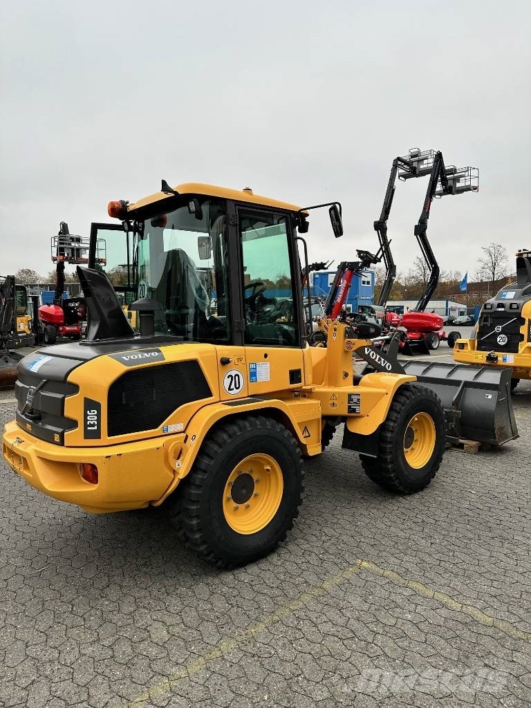 Volvo Radlader L30G 轮式装载机