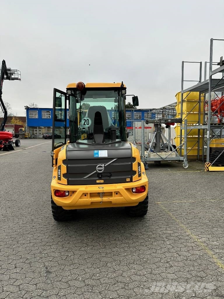 Volvo Radlader L30G 轮式装载机