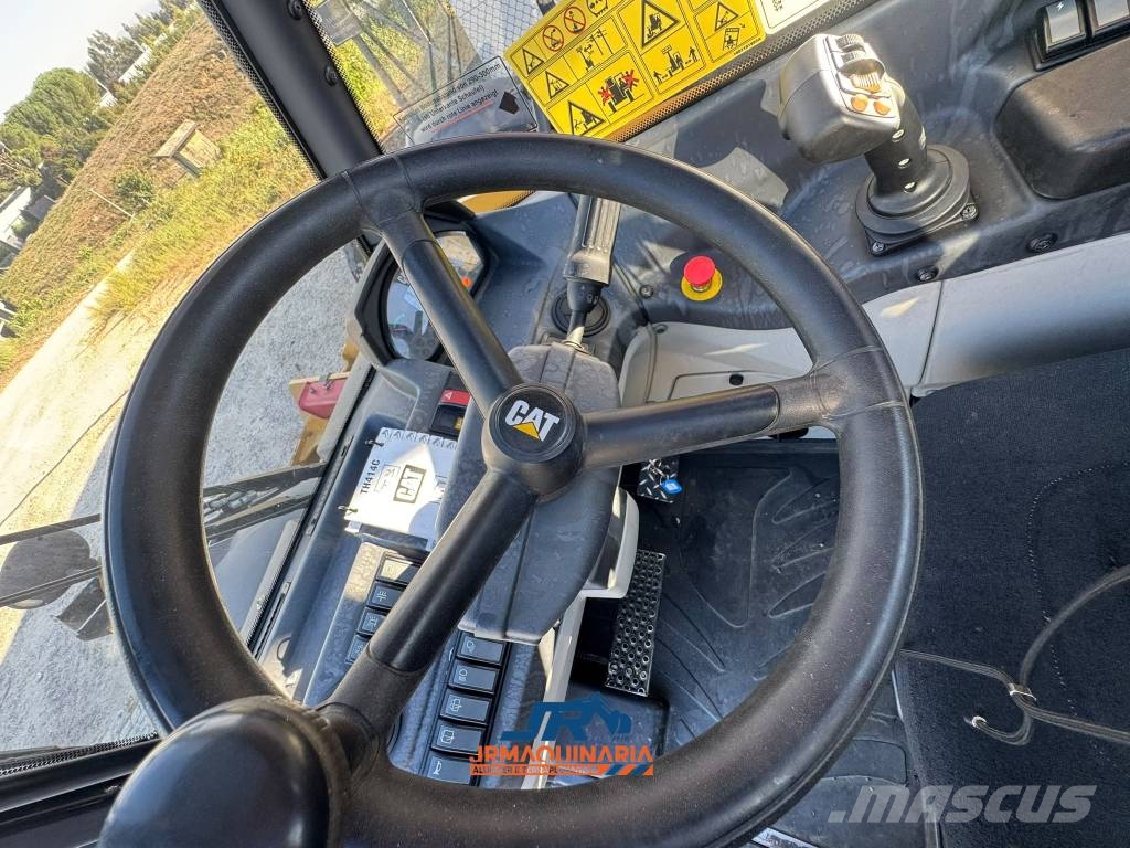 CAT TH414C Kurottajat