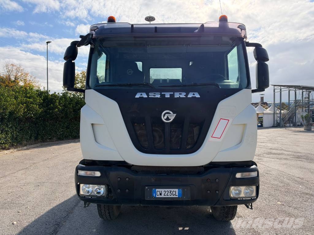 Astra HD9 84.48 Автобетоновози
