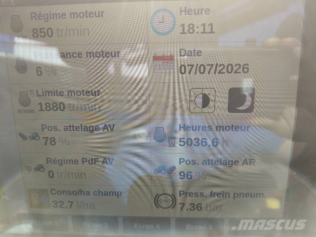 New Holland T 7.270 AC Traktori