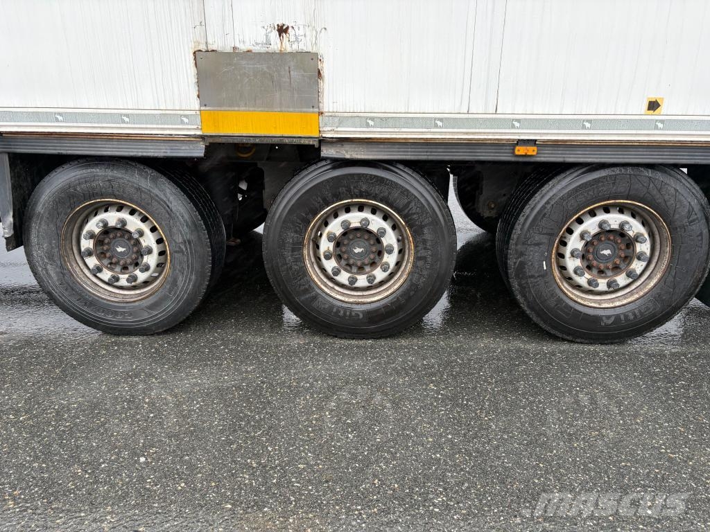 Schmitz Cargobull Trailer Reefer Flower Width & Dual Temp & Double S Koel-vries opleggers