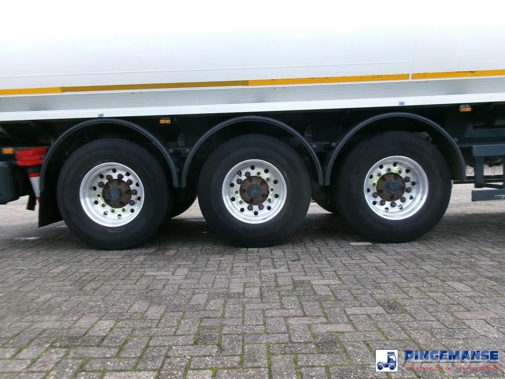 Cobo Fuel tank alu 44.7 m3 / 6 comp Semirremolques cisterna