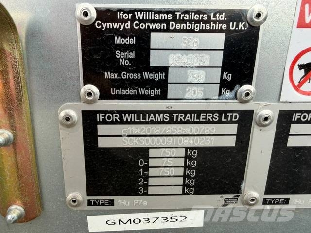 Ifor Williams P7E مقطورات أخرى