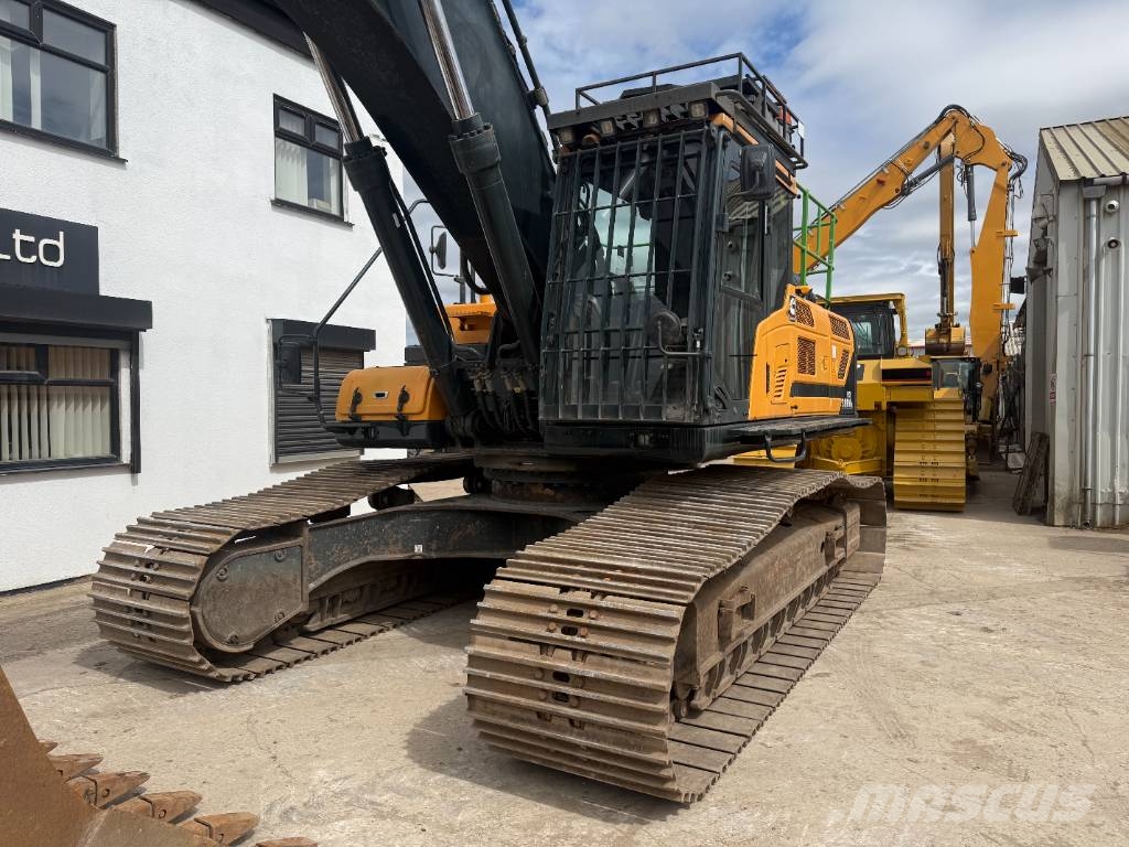 Hyundai HX 380 AL Roomikekskavaatorid