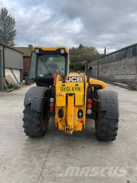 JCB 531-70 Poljoprivredni teleskopski utovarivači