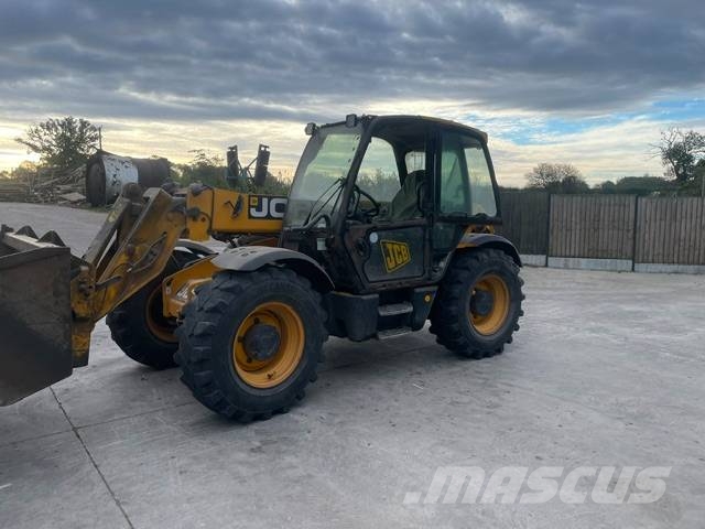 JCB 531-70 Poljoprivredni teleskopski utovarivači