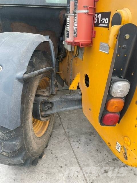 JCB 531-70 Poljoprivredni teleskopski utovarivači