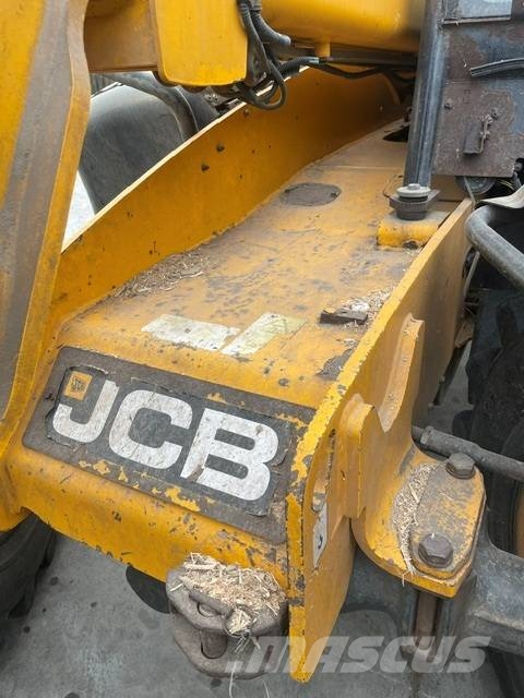 JCB 531-70 Poljoprivredni teleskopski utovarivači