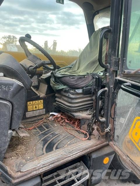 JCB 531-70 Poljoprivredni teleskopski utovarivači
