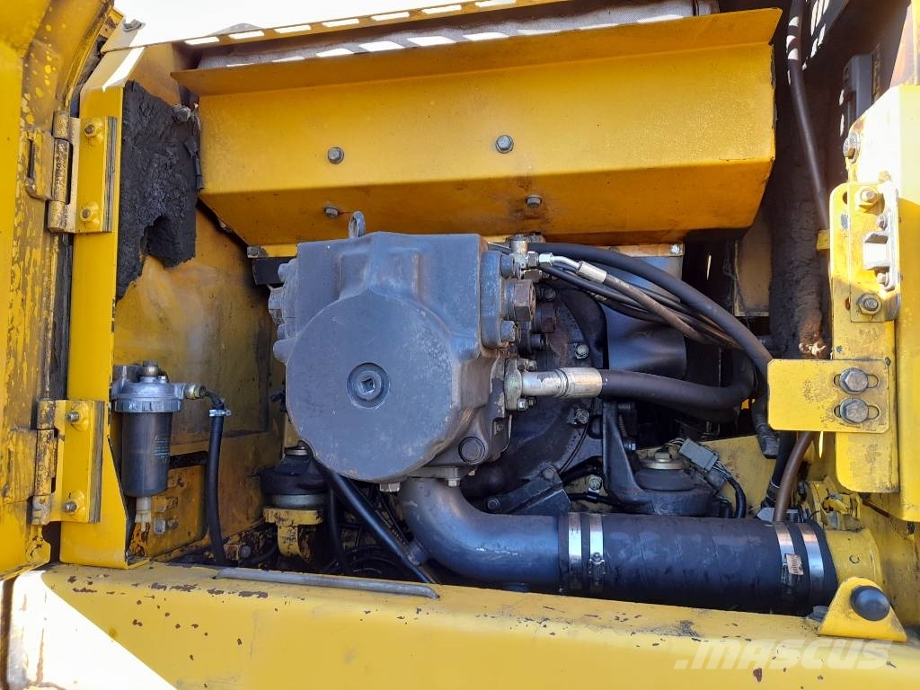 Komatsu PW200-7 Excavadoras de ruedas