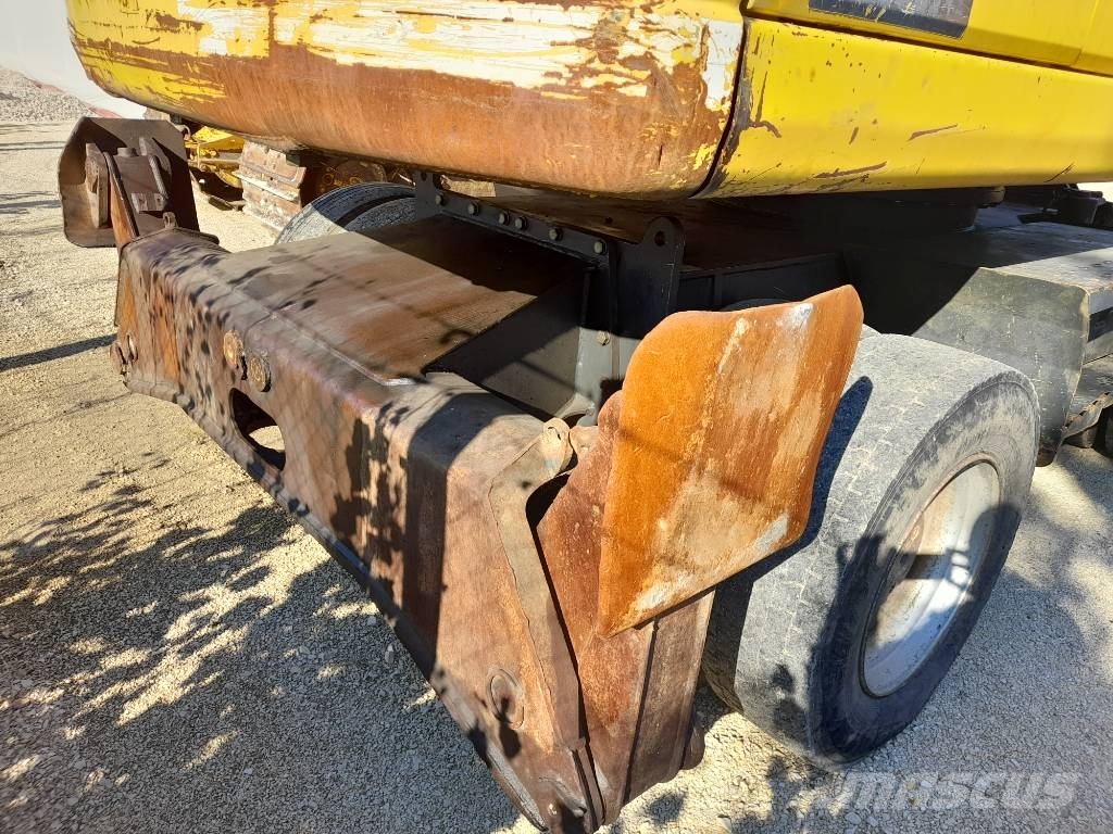 Komatsu PW200-7 Excavadoras de ruedas