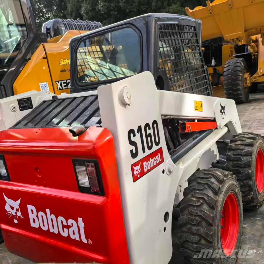 Bobcat S160 Lietoti riteņu kompaktiekrāvēji