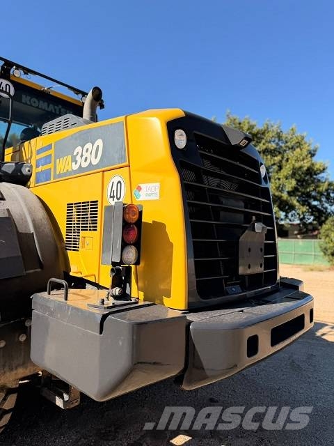Komatsu WA380-8E0 Cargadoras sobre ruedas