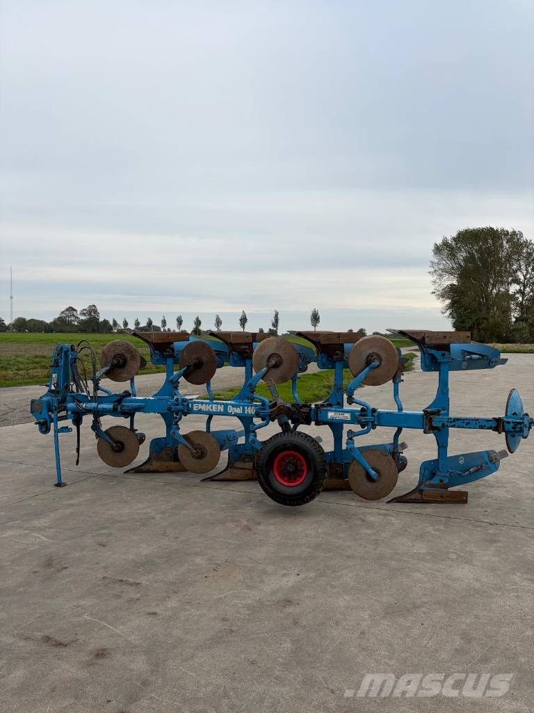 Lemken Opal 140 wentelploeg Oboustranné pluhy