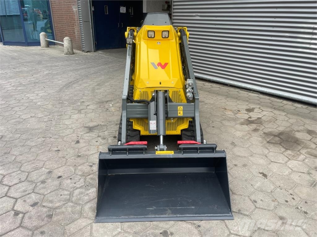 Neuson SM100 Sonstige Landmaschinen