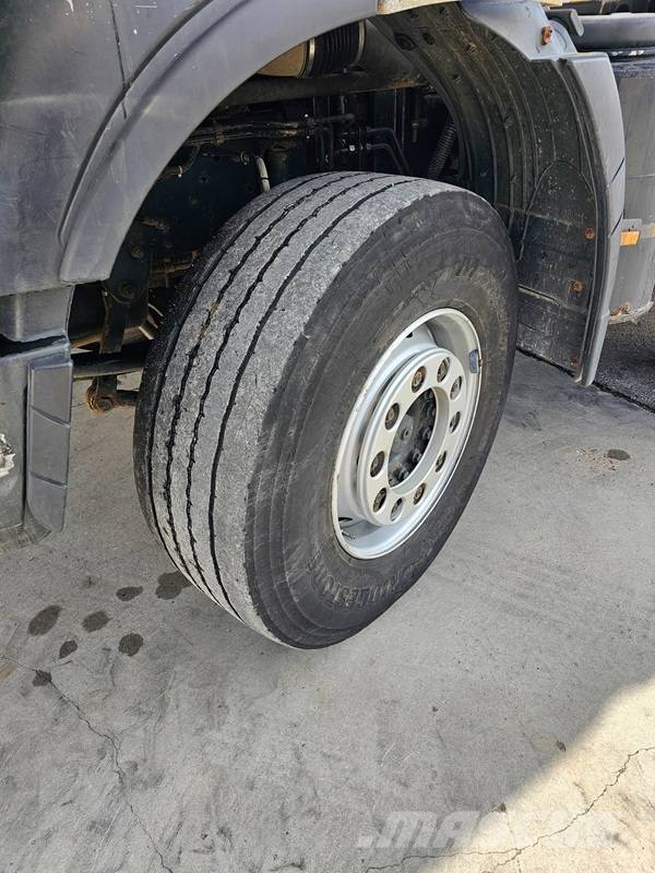 Iveco AD340T45 TRUKKER 450 Billenő teherautók