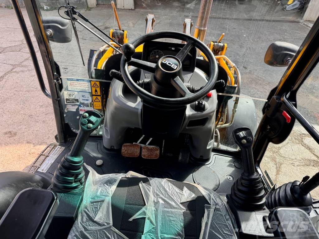 JCB 3 CX SM Plus Rendegravere