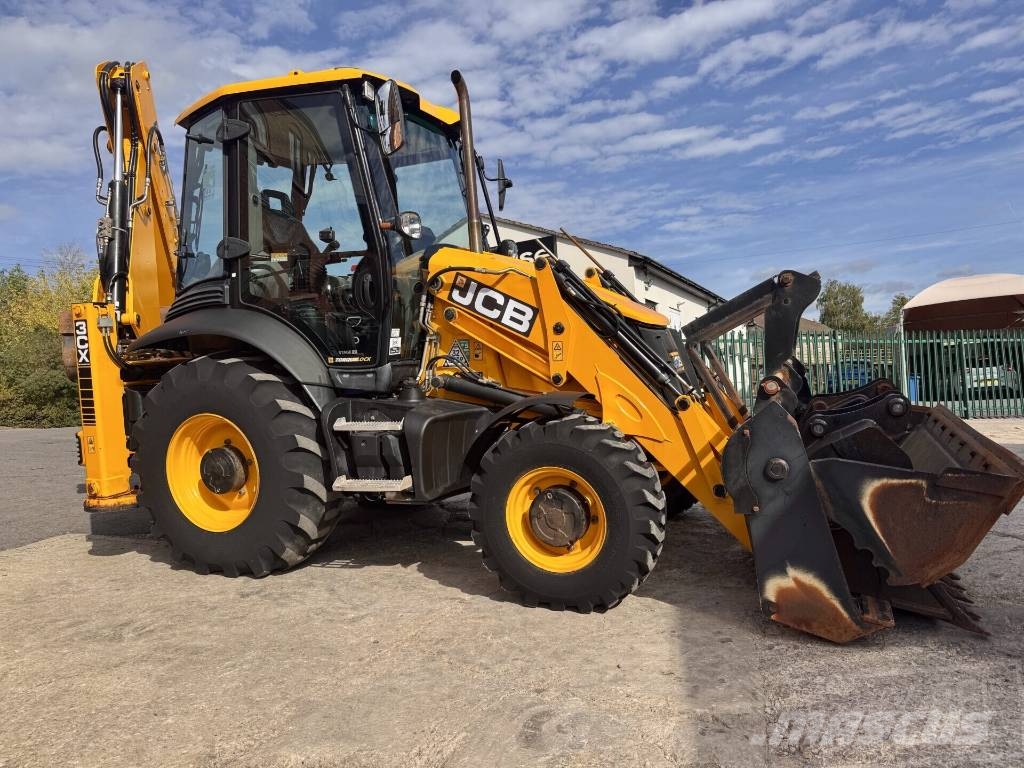JCB 3 CX SM Plus Rendegravere