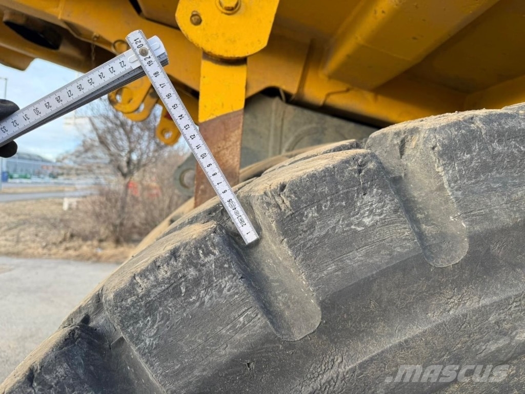 Komatsu HD405-7 Wozidła sztywnoramowe