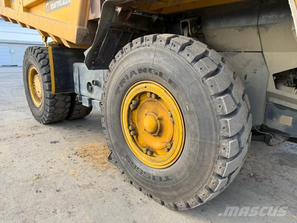 Komatsu HD405-7 Wozidła sztywnoramowe