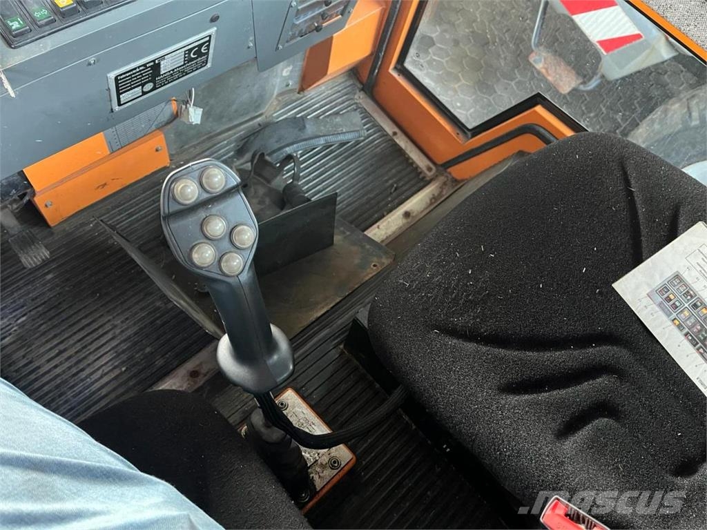 Hansa APZ 1003 Transporter Kleinfahrzeug Geräteträ شاحنات أخرى