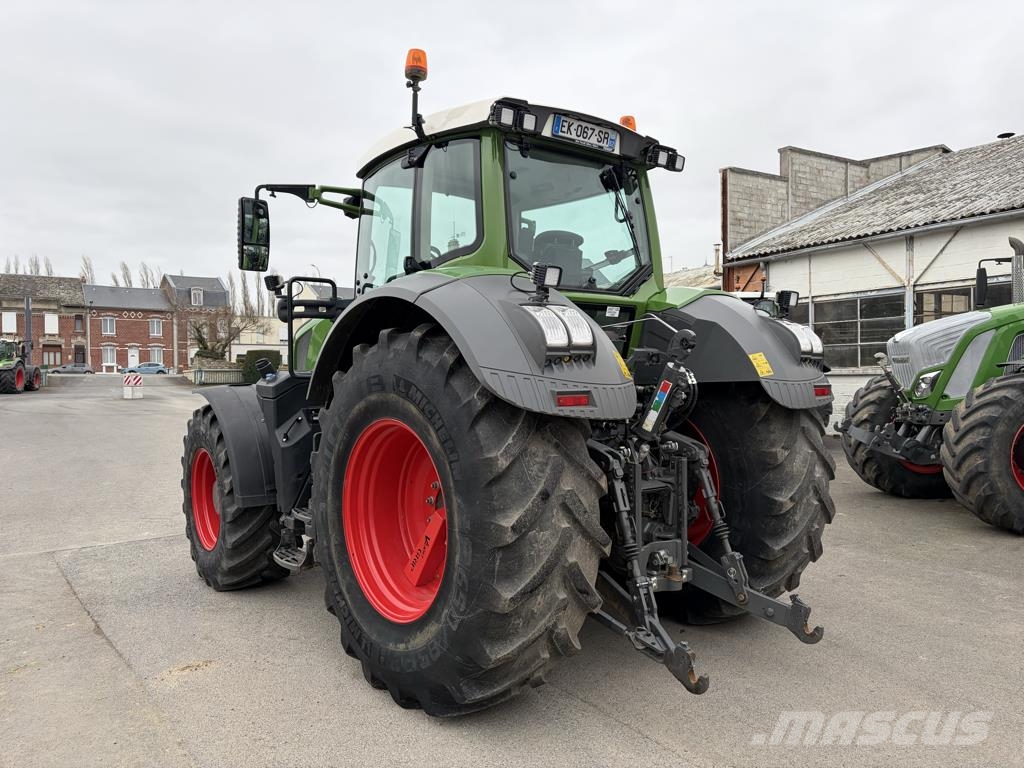 Fendt 824 VARIO PROFI + トラクター
