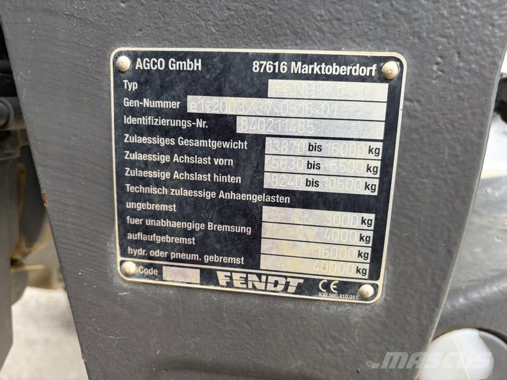 Fendt 824 VARIO PROFI + Traktory