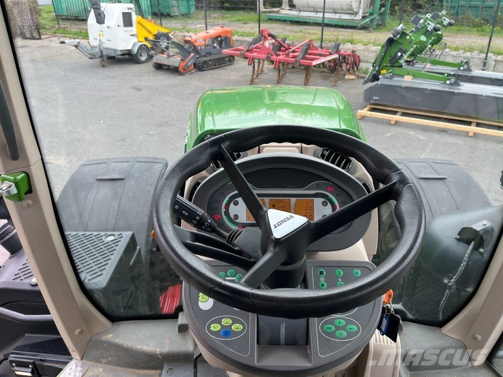 Fendt 824 VARIO PROFI + Tractoren