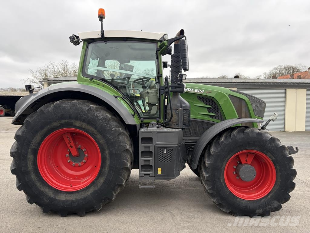 Fendt 824 VARIO PROFI + Tractoren
