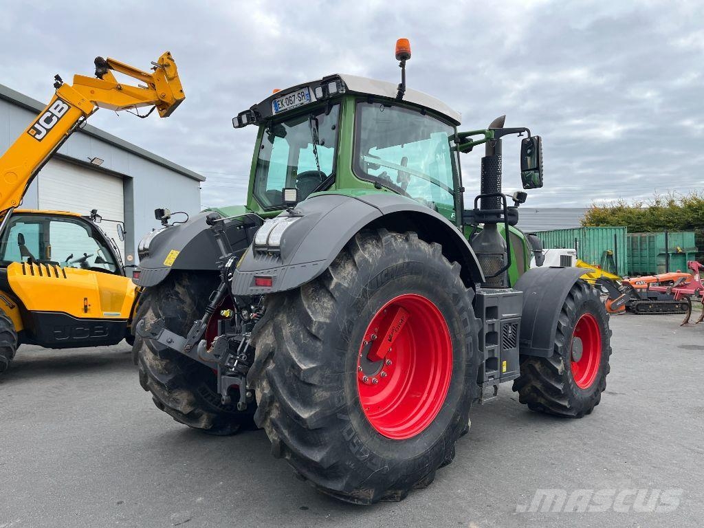 Fendt 824 VARIO PROFI + Traktoren