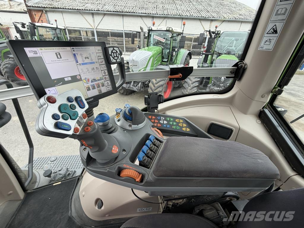 Fendt 824 VARIO PROFI + Трактори