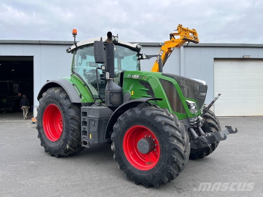 Fendt 824 VARIO PROFI + الجرارات