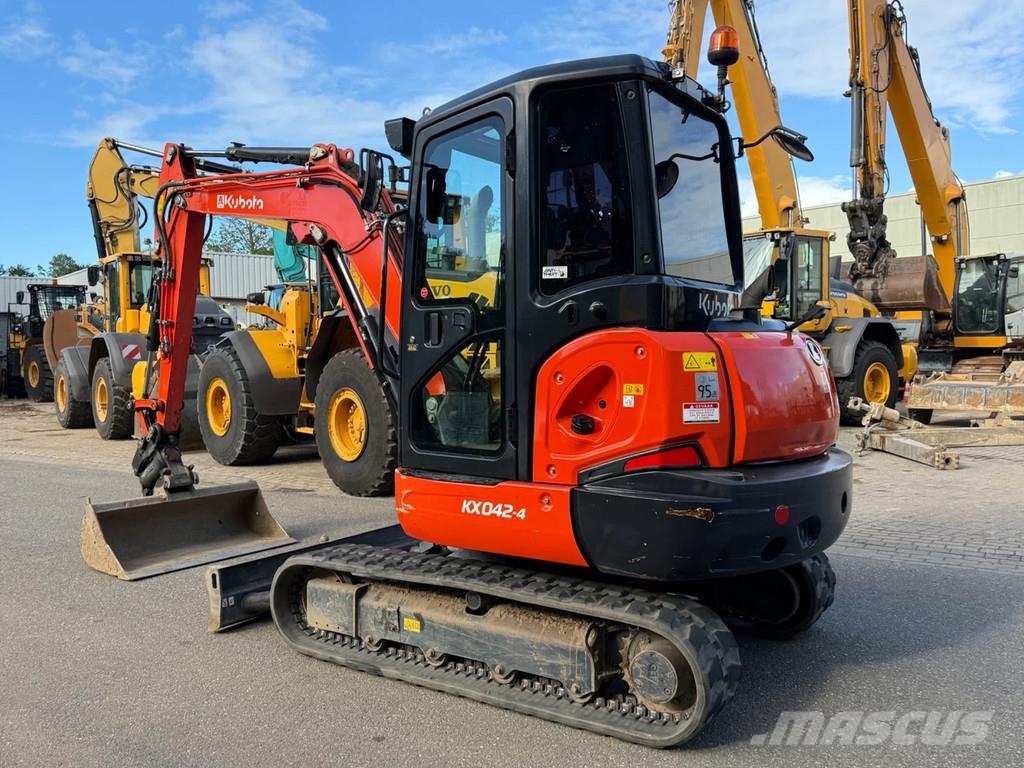 Kubota KX042 Mini bagri <7t