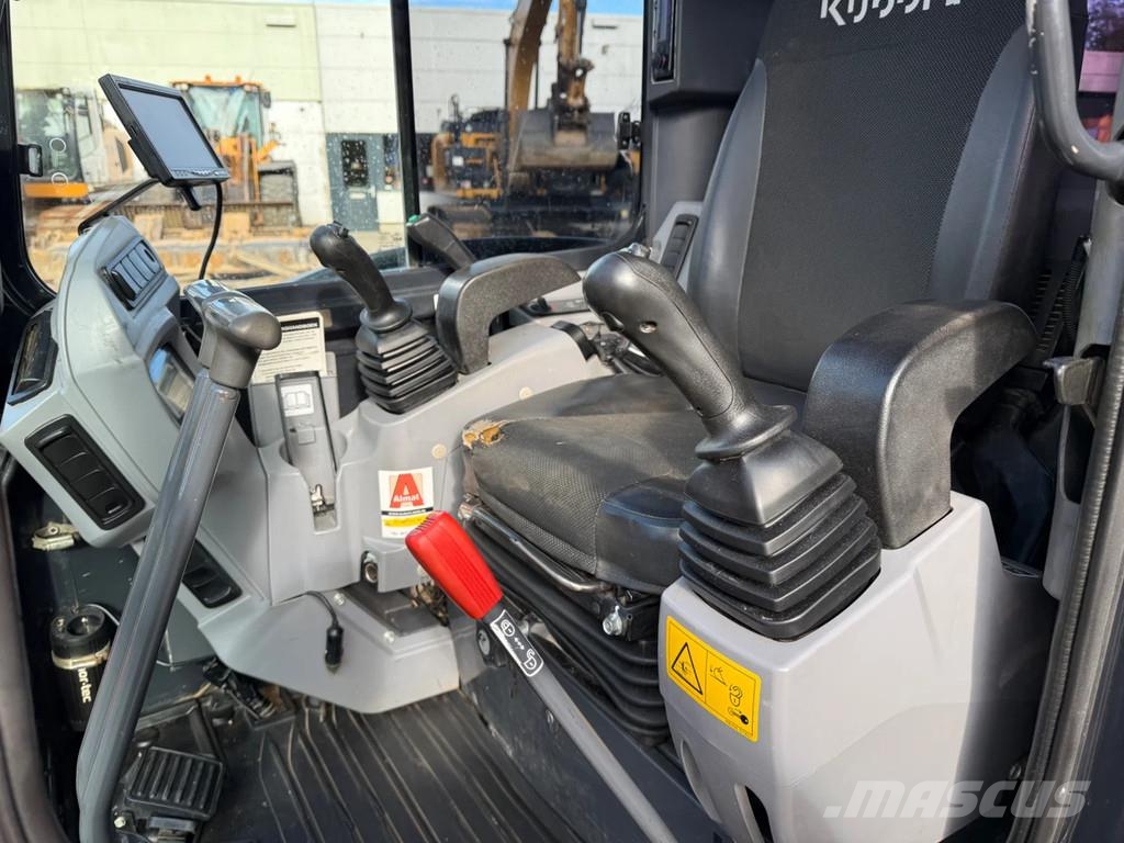 Kubota KX042 Mini bagri <7t