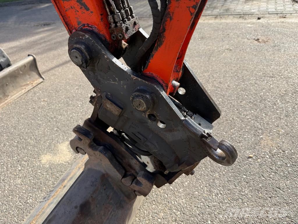 Kubota KX042 Mini bagri <7t