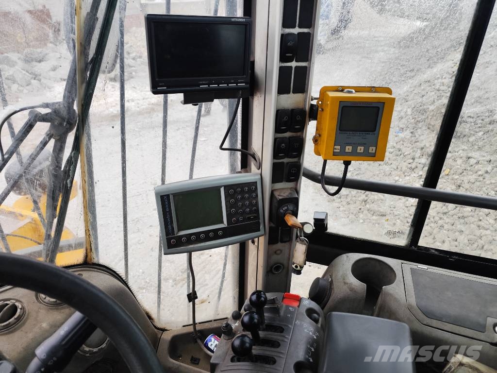 Volvo L 120 F Wielladers