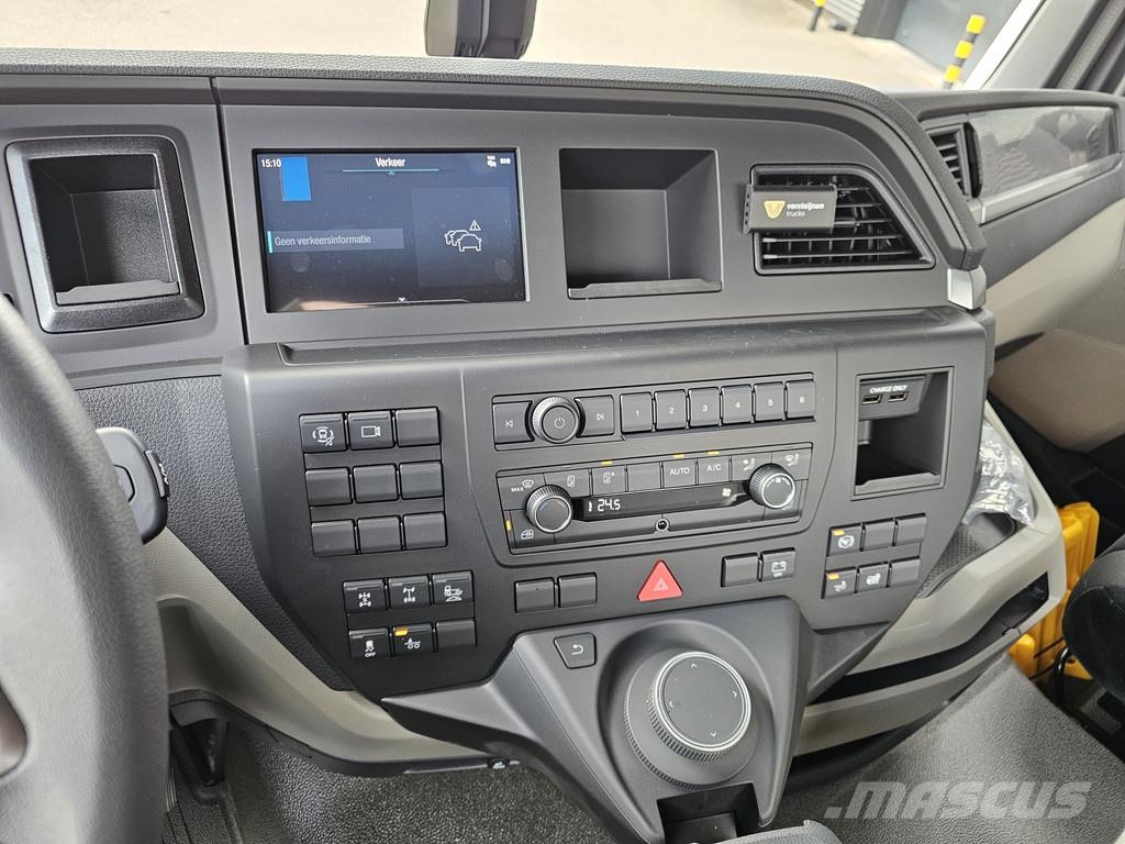 MAN TGS 35.440 8x4-4 BL CH / CHASSIS / PTO Camiones con chasís y cabina