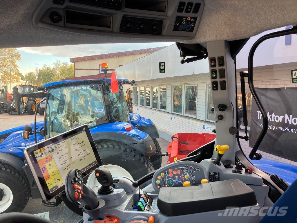 New Holland T6.180 AC Frontlyft&PTO Trattori