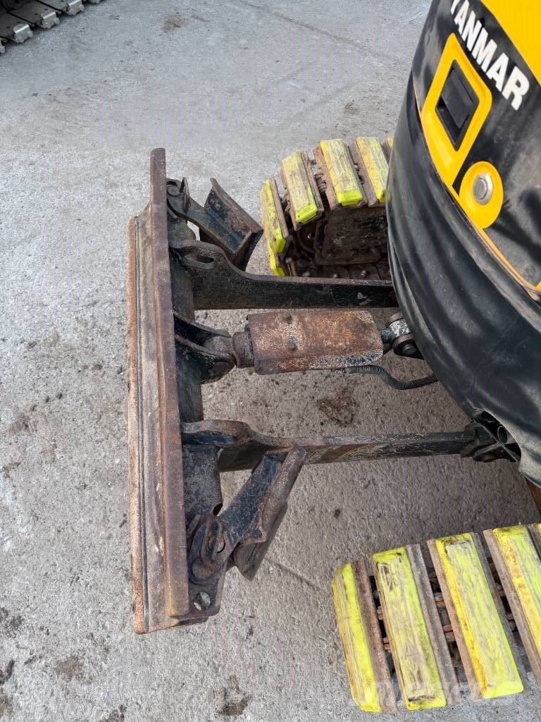 Yanmar Vio 17 Miniescavadeiras < 7t (Mini escavadeiras)